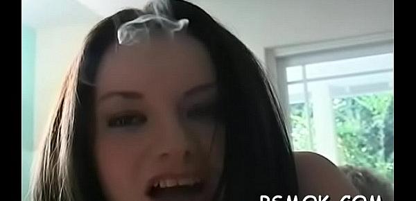  Lustful teenages like to masturbate during the time that smoking a cigarette